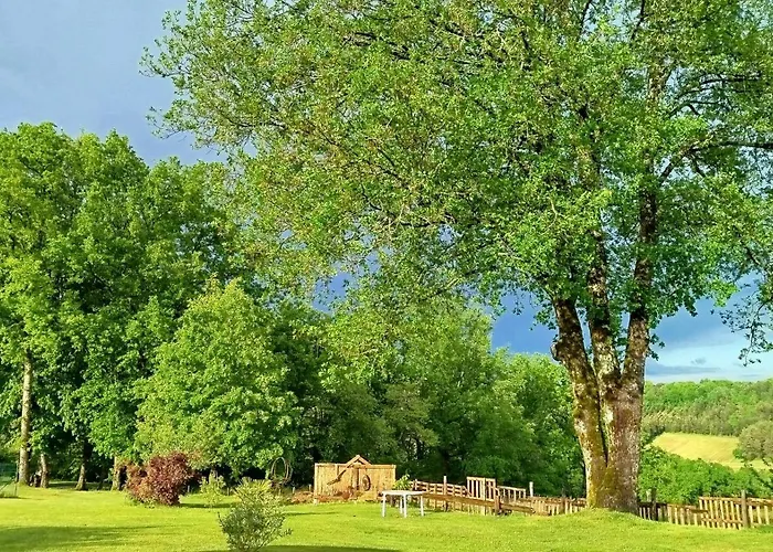 Independant Au Calme Apartment Château-lʼÉvêque
